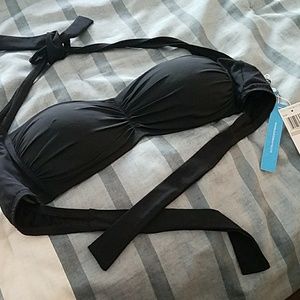 Swimsuit bikini top black